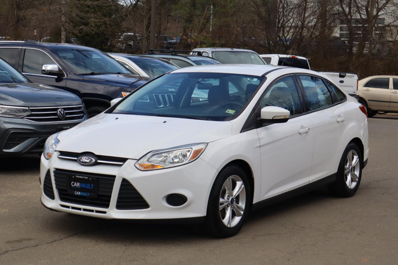 Ford Focus SE Sedan 2014