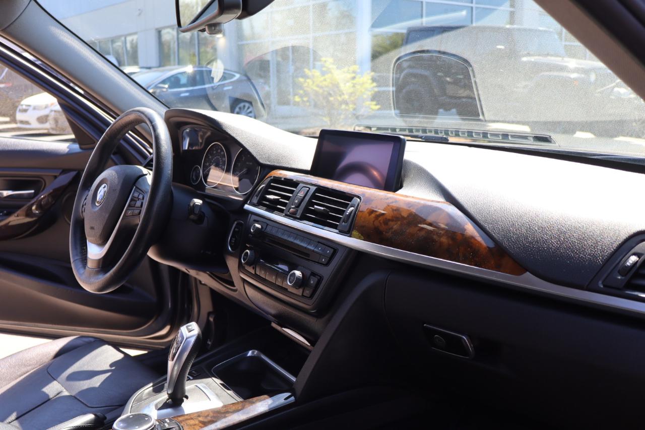 BMW 3-Series 328i xDrive Sedan 2014