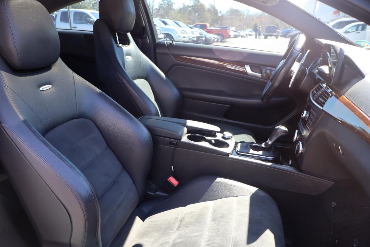 Mercedes-Benz C-Class C63 AMG Coupe 2013