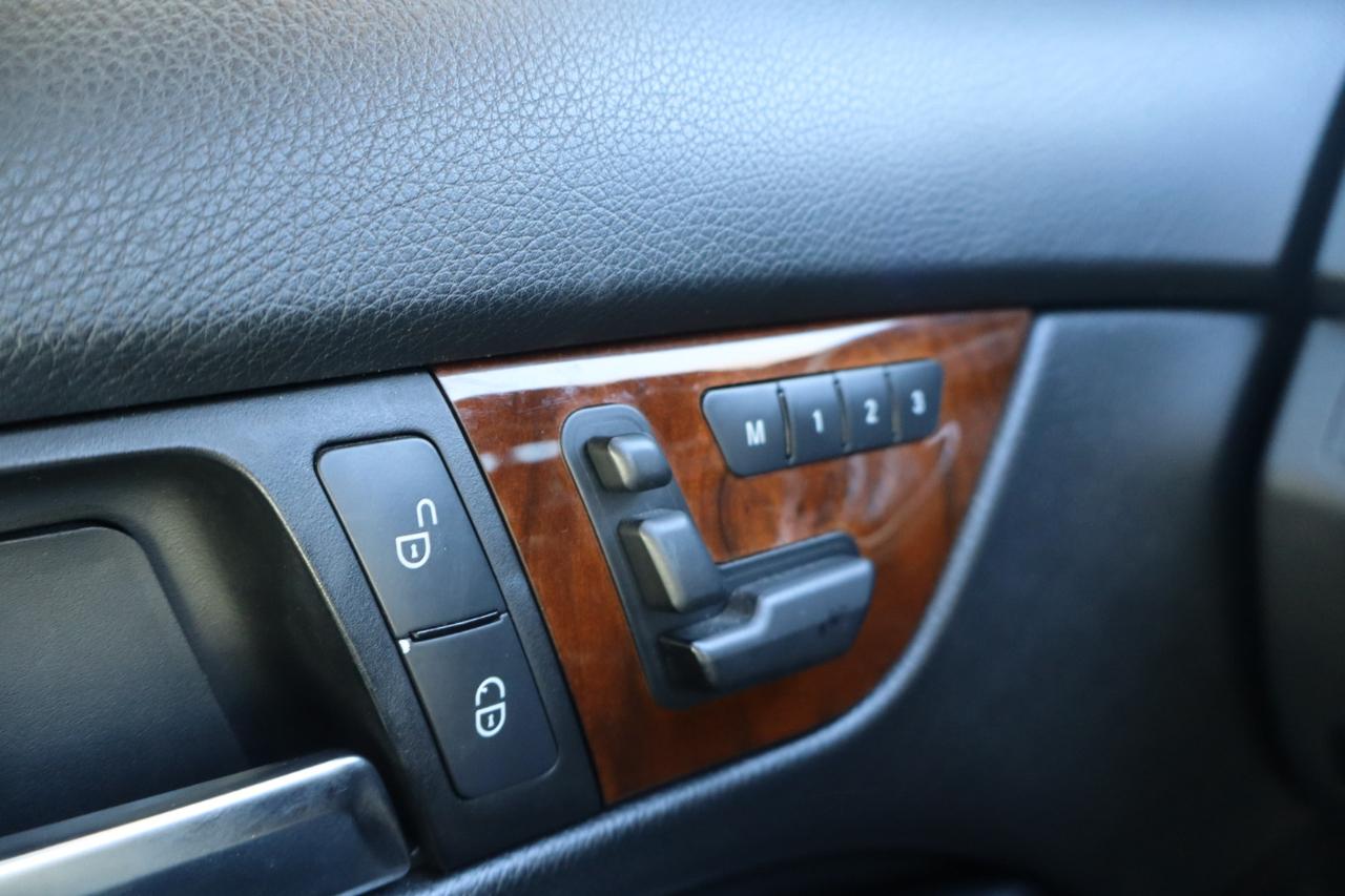 Mercedes-Benz C-Class C63 AMG Coupe 2013