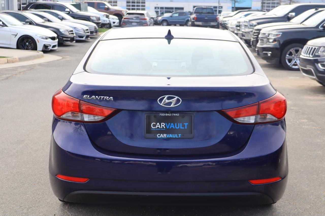 Hyundai Elantra SE 2014