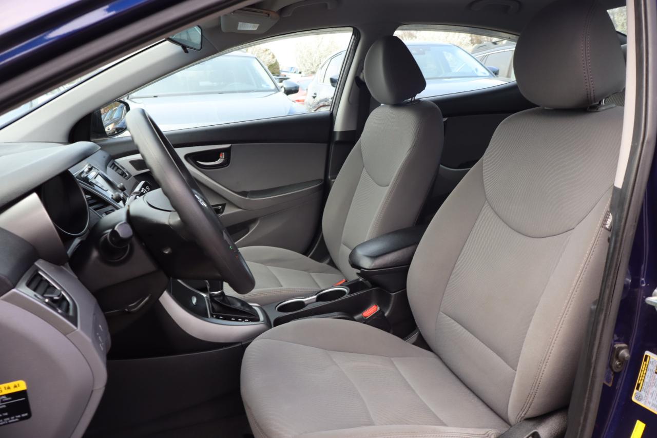 Hyundai Elantra SE 2014