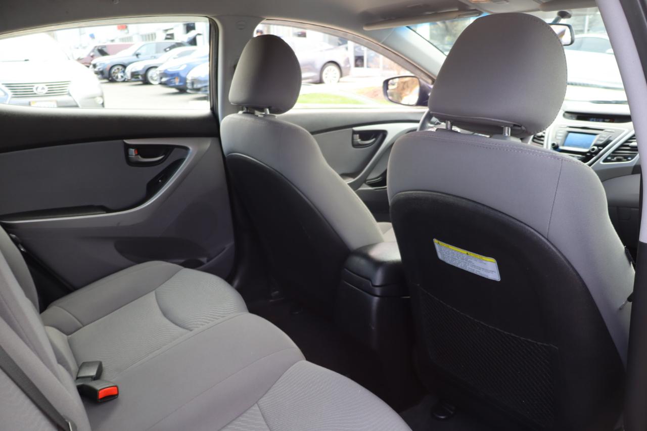Hyundai Elantra SE 2014