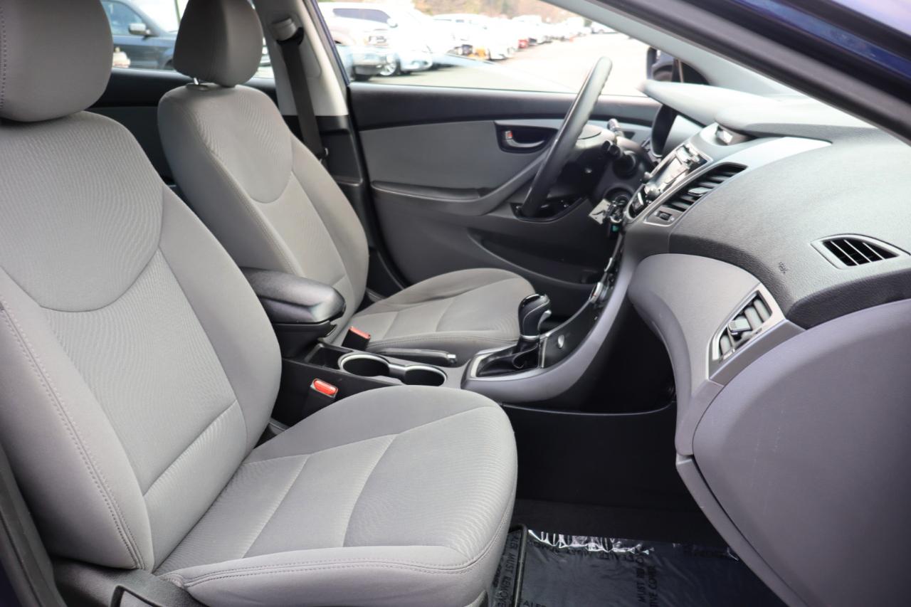 Hyundai Elantra SE 2014