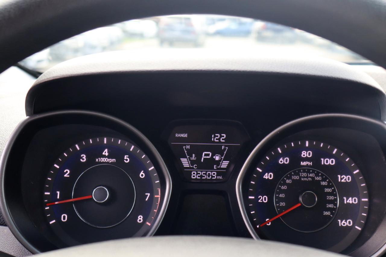 Hyundai Elantra SE 2014