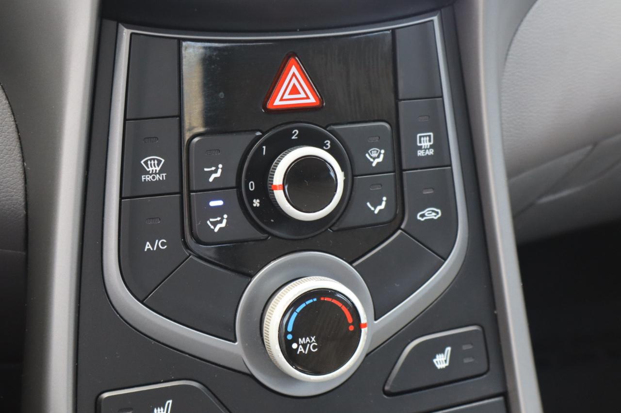 Hyundai Elantra SE 2014