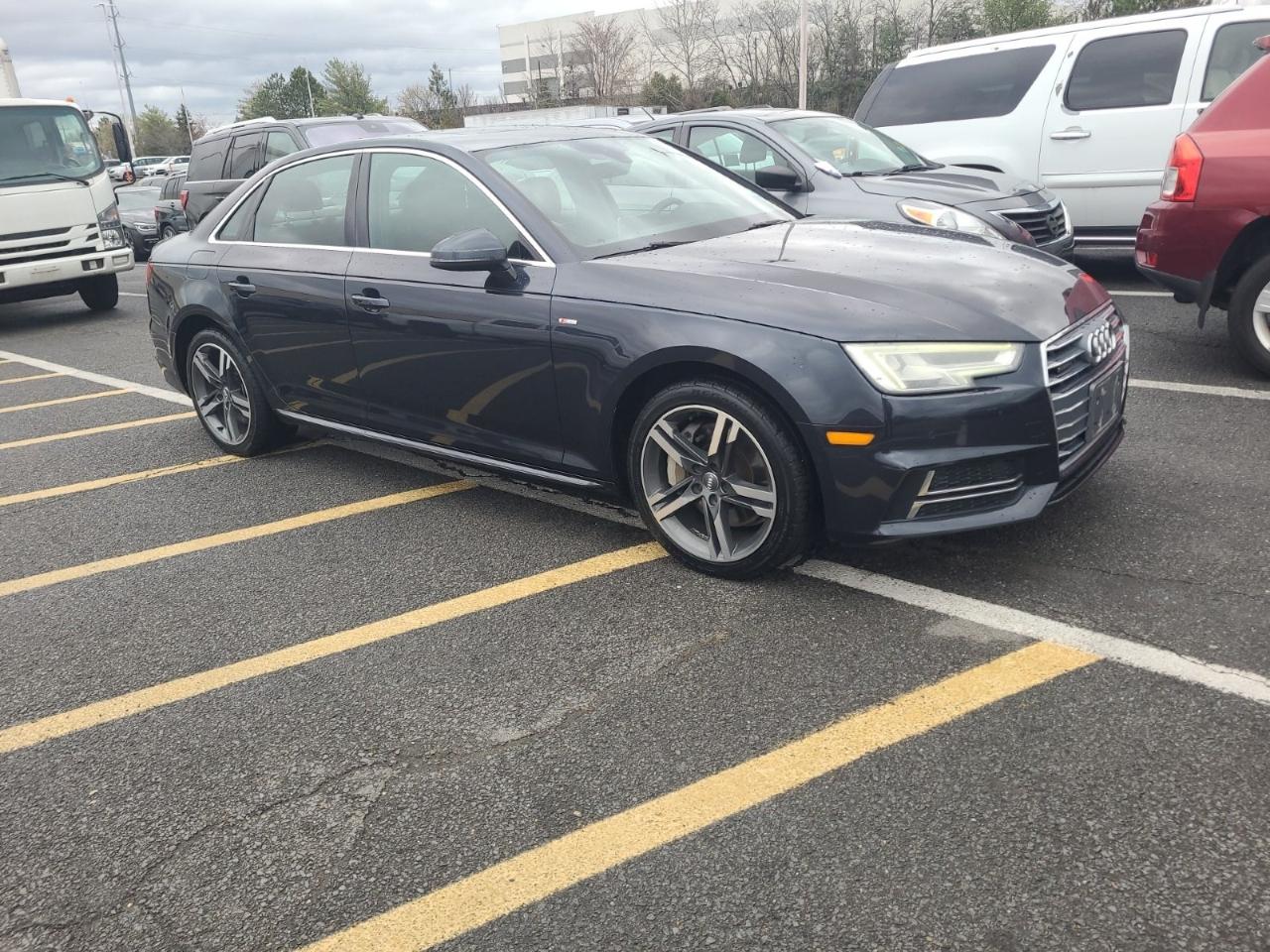 Audi A4 2.0T Premium Plus quattro Sedan 2017