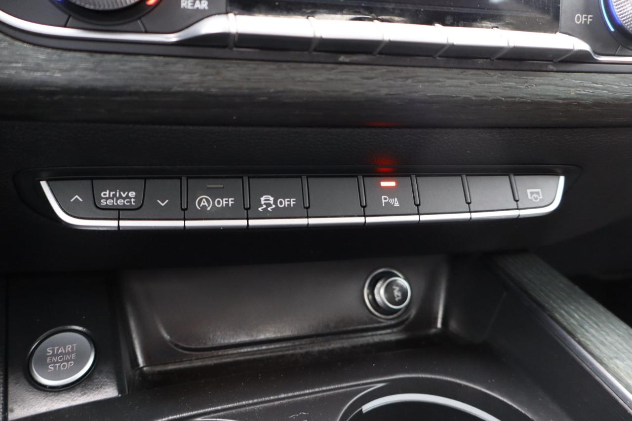 Audi A4 2.0T Premium Plus quattro Sedan 2017