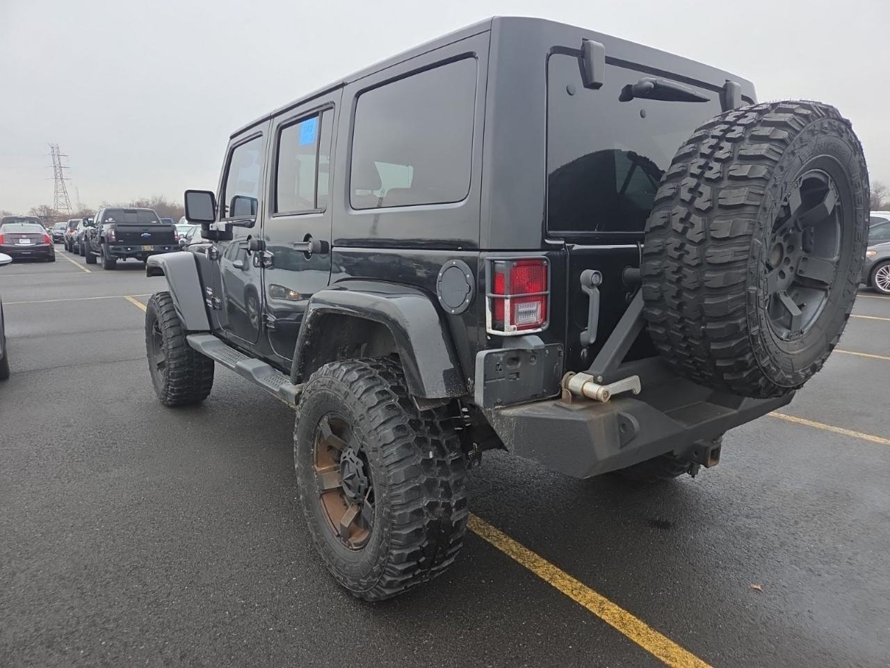 Jeep Wrangler Unlimited Sahara 4WD 2012