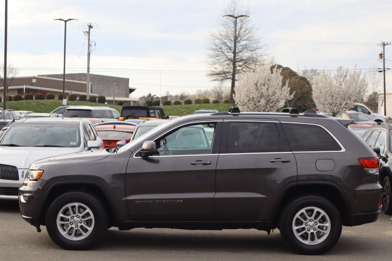 Jeep Grand Cherokee Laredo 4WD 2020