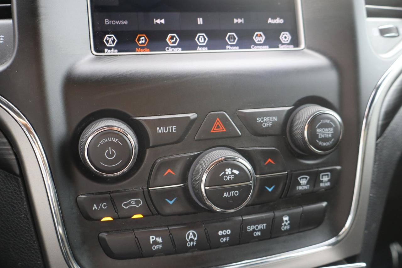 Jeep Grand Cherokee Laredo 4WD 2020