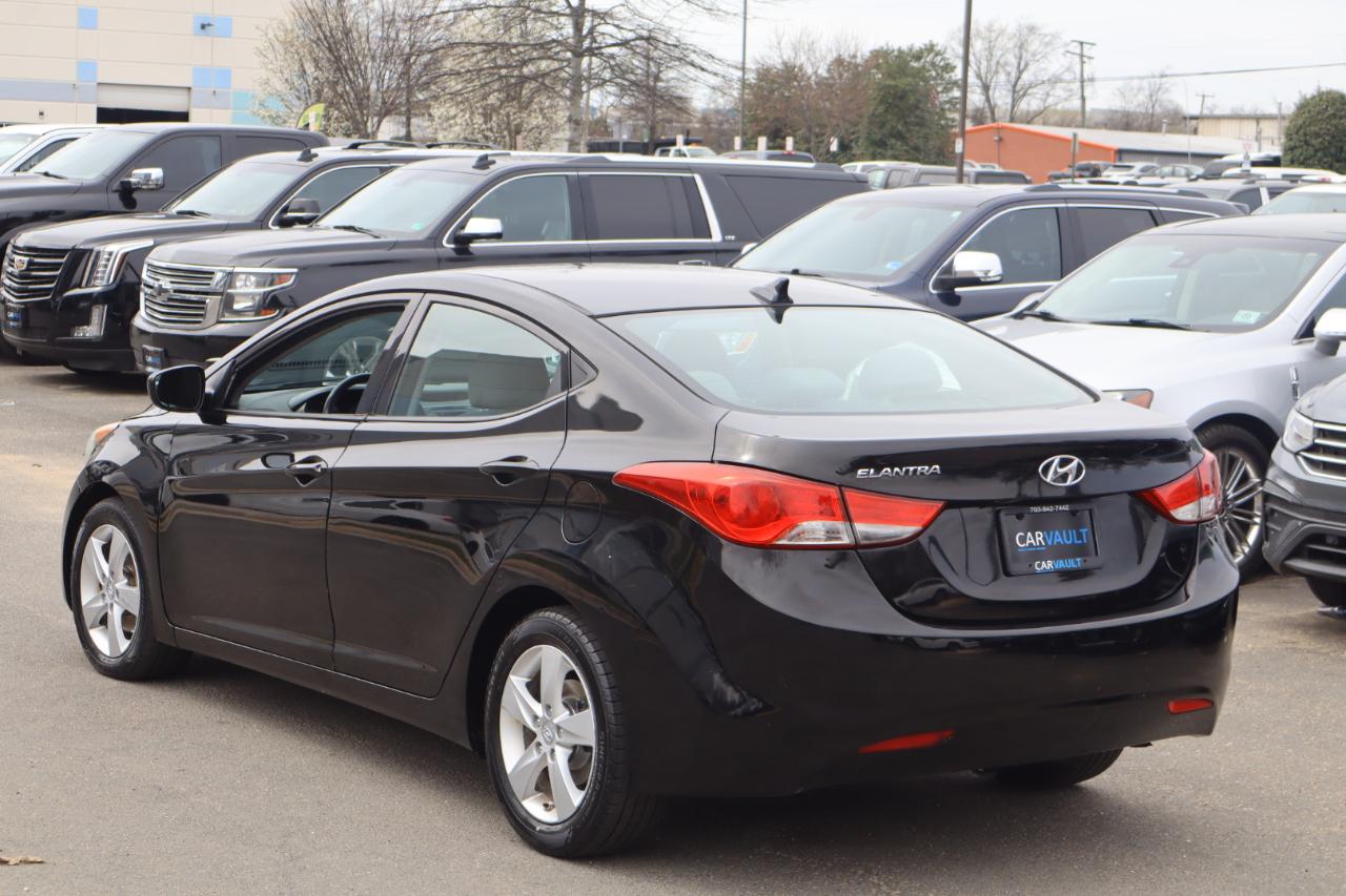 Hyundai Elantra GLS Auto 2013