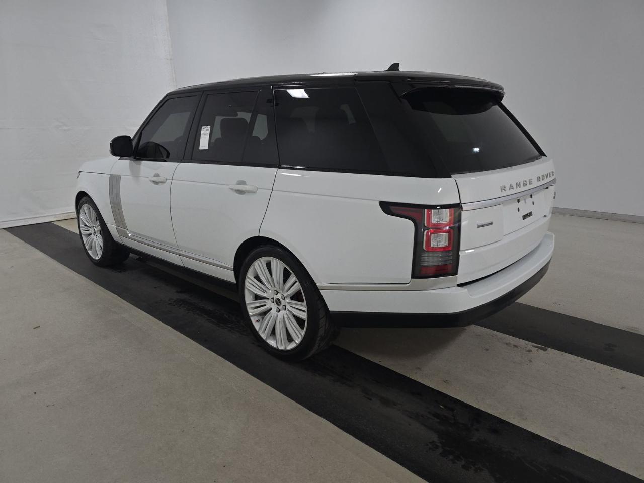 Land Rover Range Rover Supercharged 4D SUV 2016