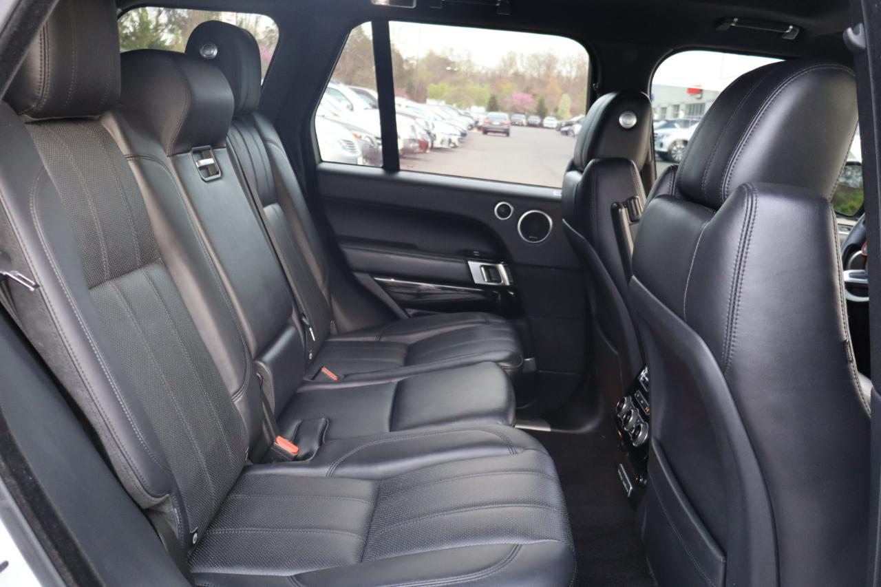 Land Rover Range Rover Supercharged 4D SUV 2016