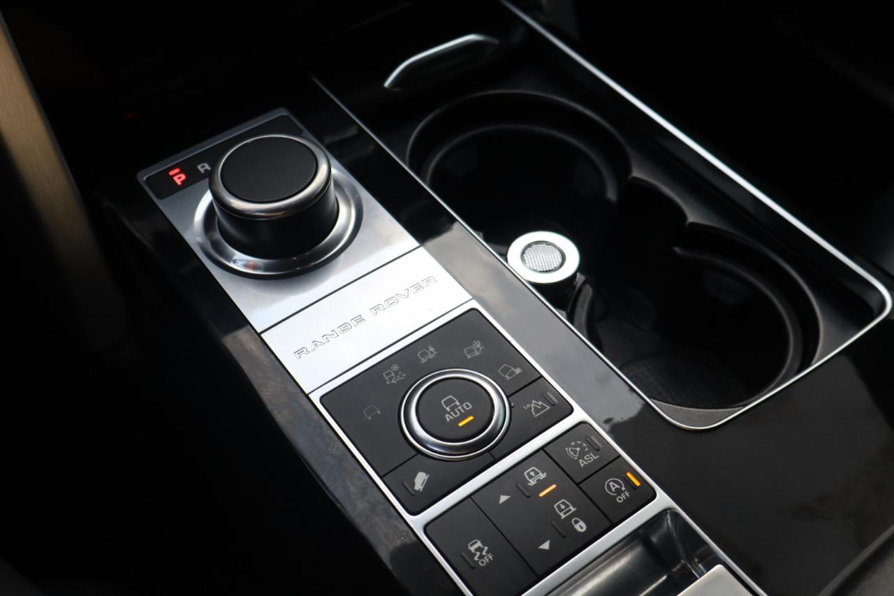 Land Rover Range Rover Supercharged 4D SUV 2016