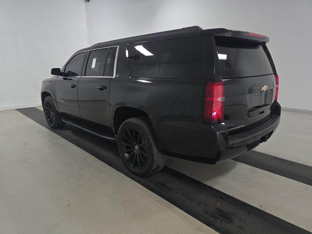 Chevrolet Suburban LT 4WD 2019