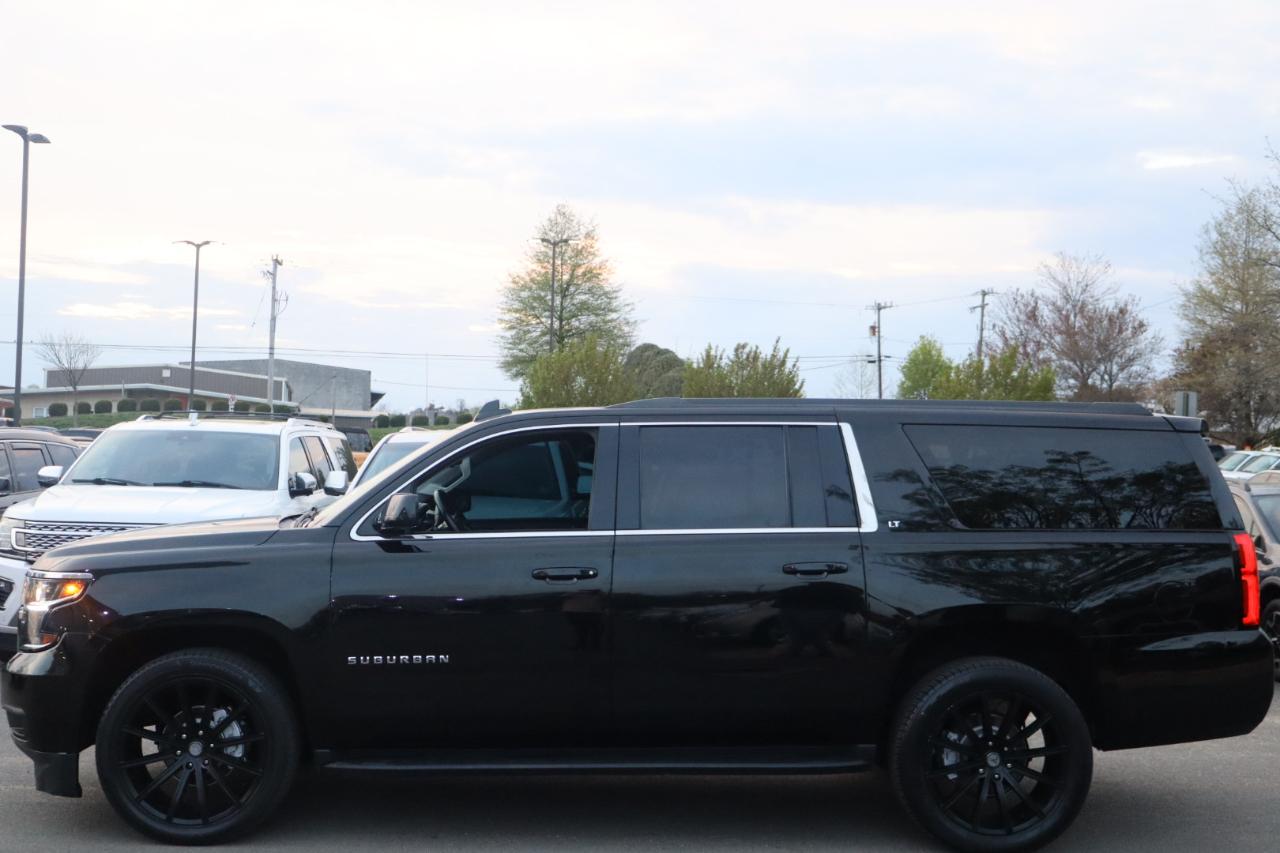 Chevrolet Suburban LT 4WD 2019