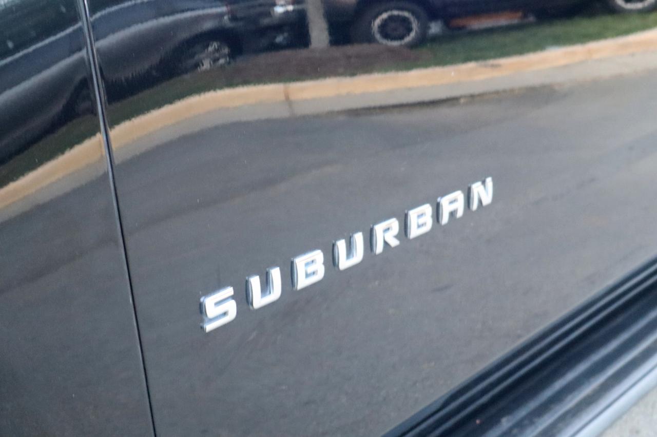 Chevrolet Suburban LT 4WD 2019