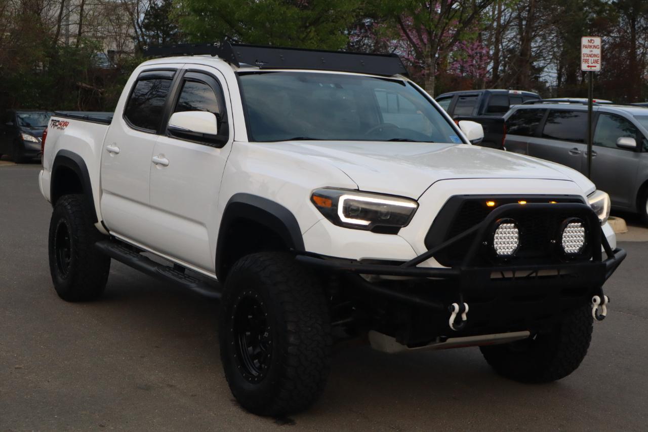 Toyota Tacoma TRD Off Road Double Cab 5' Bed V6 4x4 AT (Natl) 2017