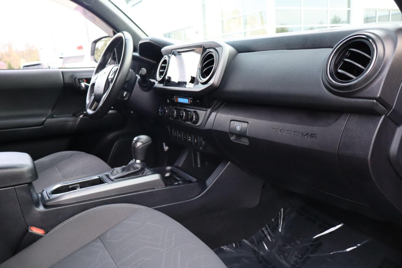 Toyota Tacoma TRD Off Road Double Cab 5' Bed V6 4x4 AT (Natl) 2017