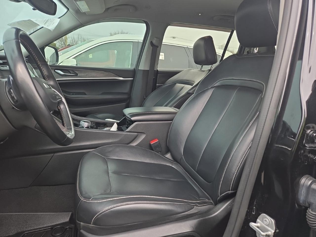 Jeep Grand Cherokee L Limited 4WD 2022