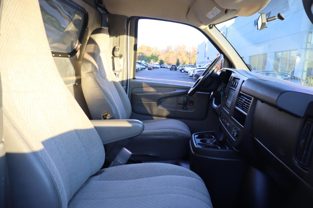 Chevrolet Express 2500 Cargo 2011