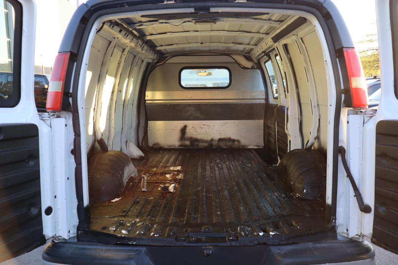 Chevrolet Express 2500 Cargo 2011