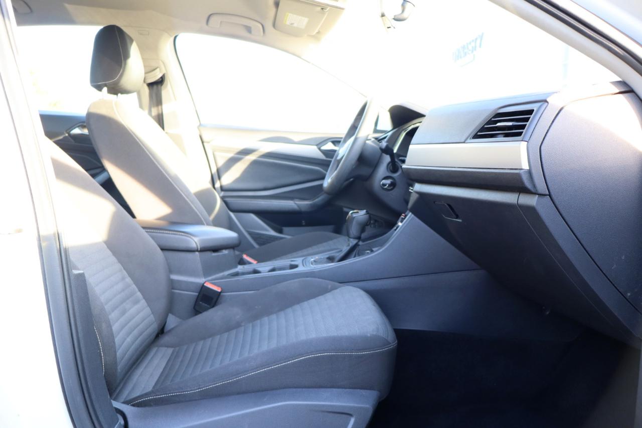 Volkswagen Jetta S 2022