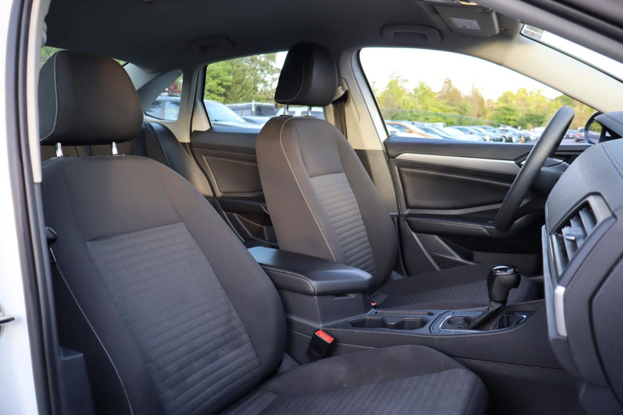 Volkswagen Jetta S 2022