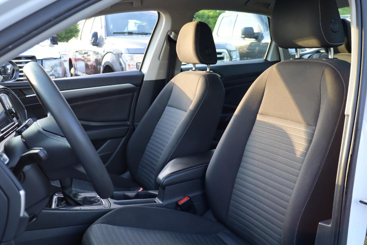 Volkswagen Jetta S 2022