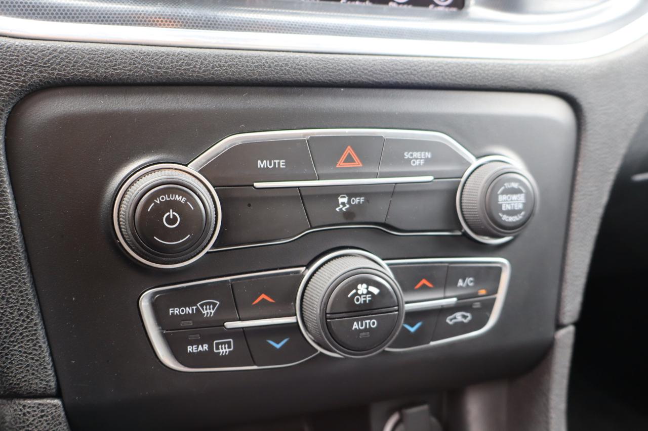 Dodge Charger SXT 2017