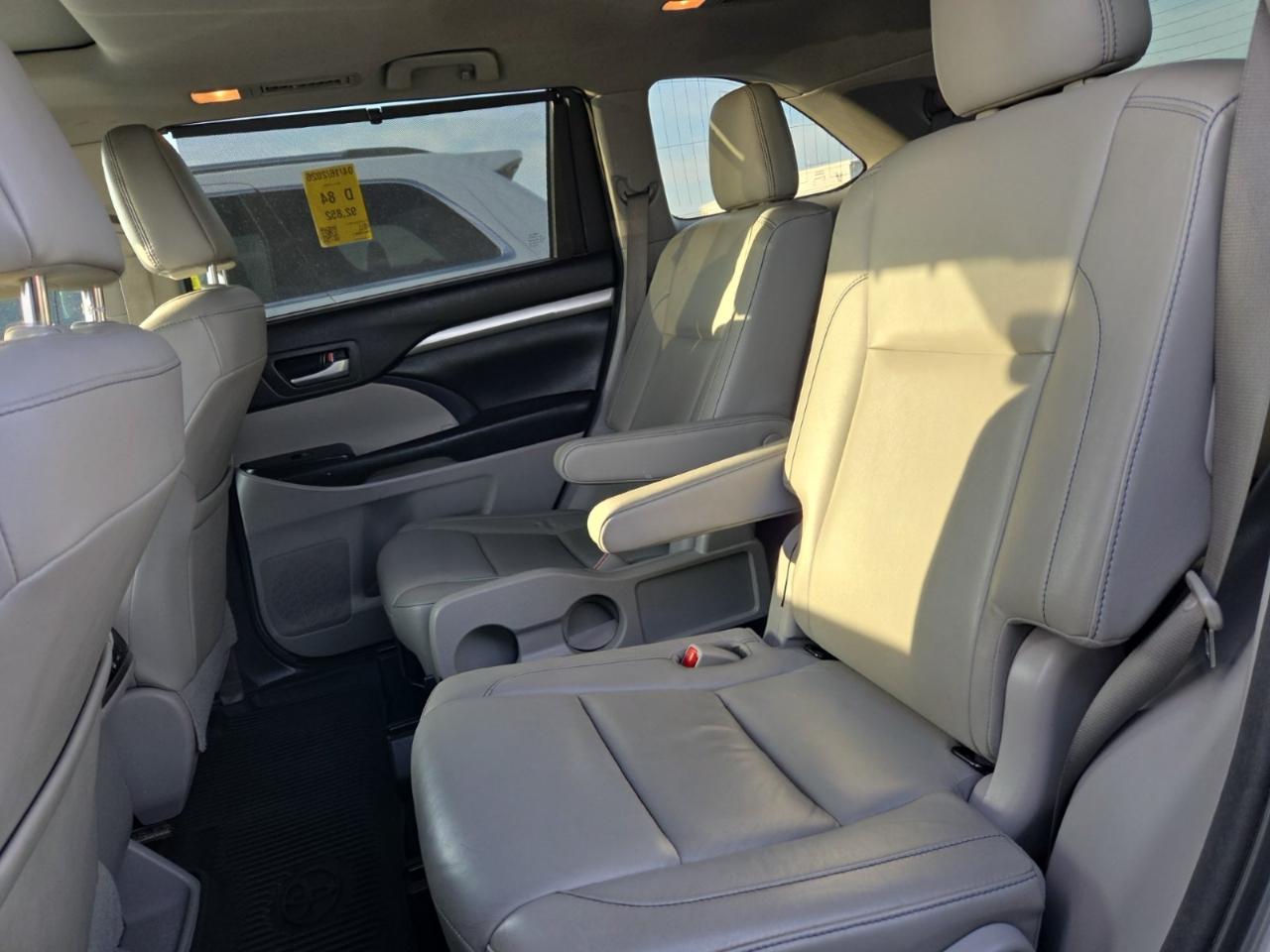 Toyota Highlander XLE AWD V6 2017
