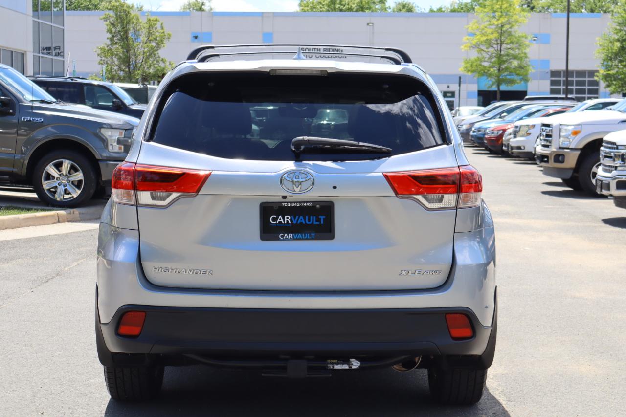 Toyota Highlander XLE AWD V6 2017