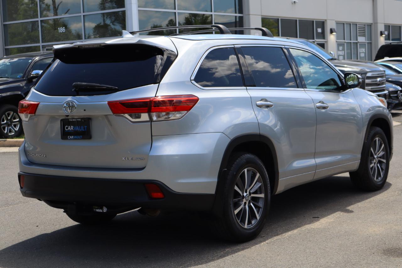 Toyota Highlander XLE AWD V6 2017