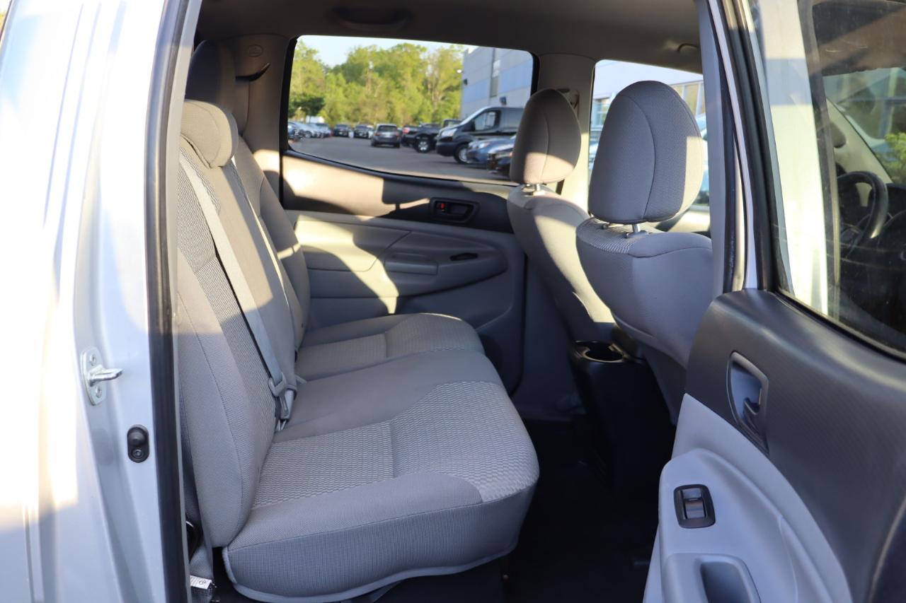 Toyota Tacoma Double Cab Auto 2WD 2012