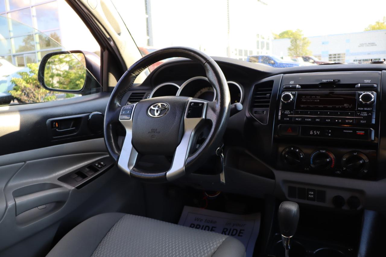 Toyota Tacoma Double Cab Auto 2WD 2012