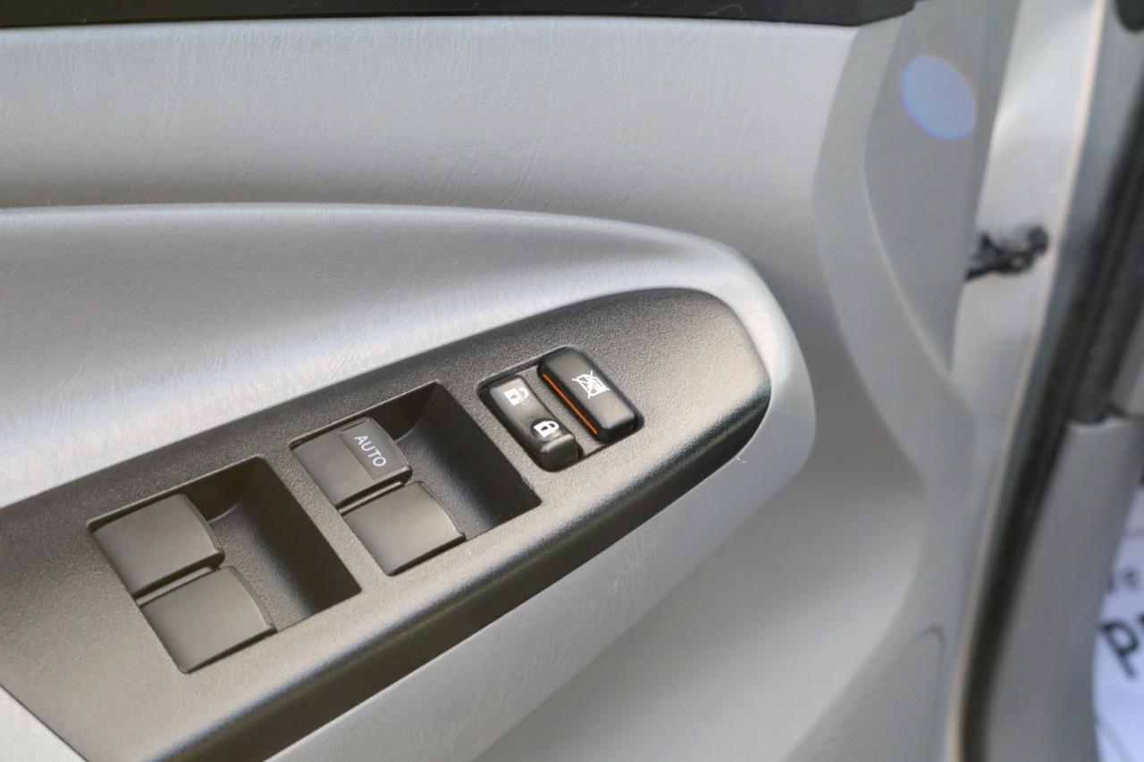 Toyota Tacoma Double Cab Auto 2WD 2012