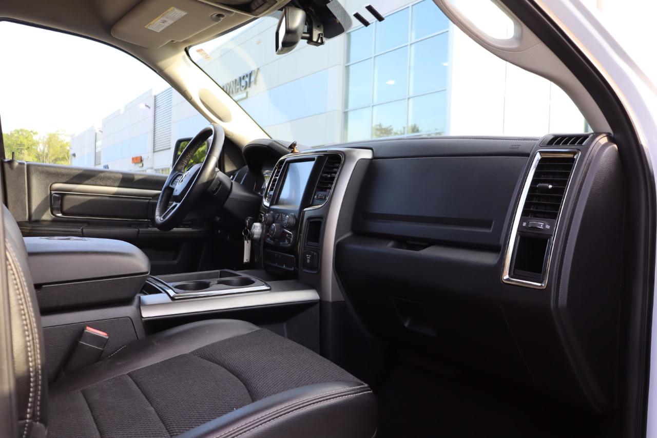 RAM 1500 Sport Quad Cab 4WD 2014