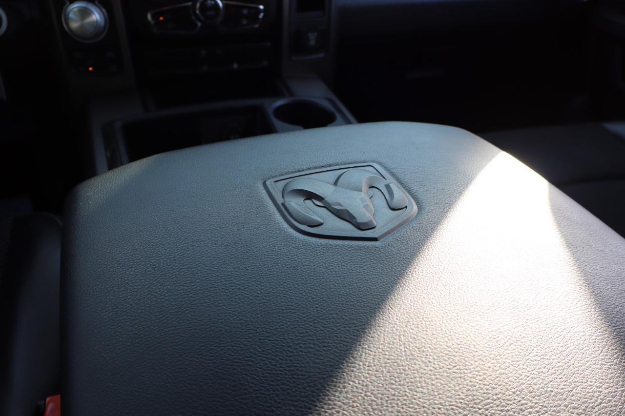 RAM 1500 Sport Quad Cab 4WD 2014