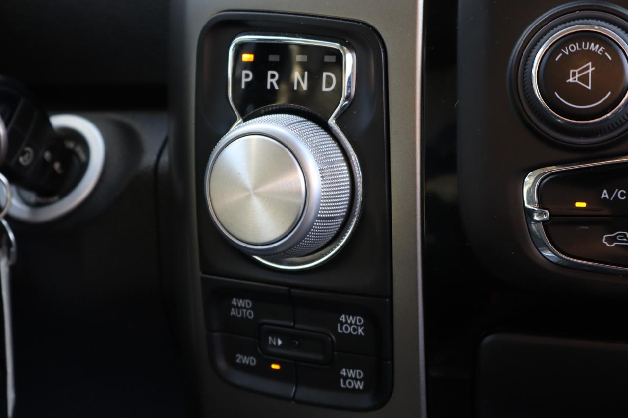 RAM 1500 Sport Quad Cab 4WD 2014