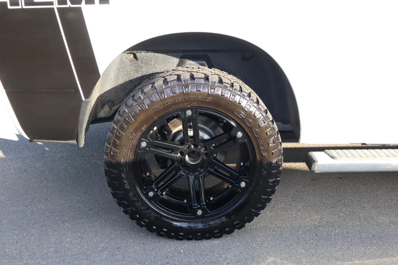 RAM 1500 Sport Quad Cab 4WD 2014