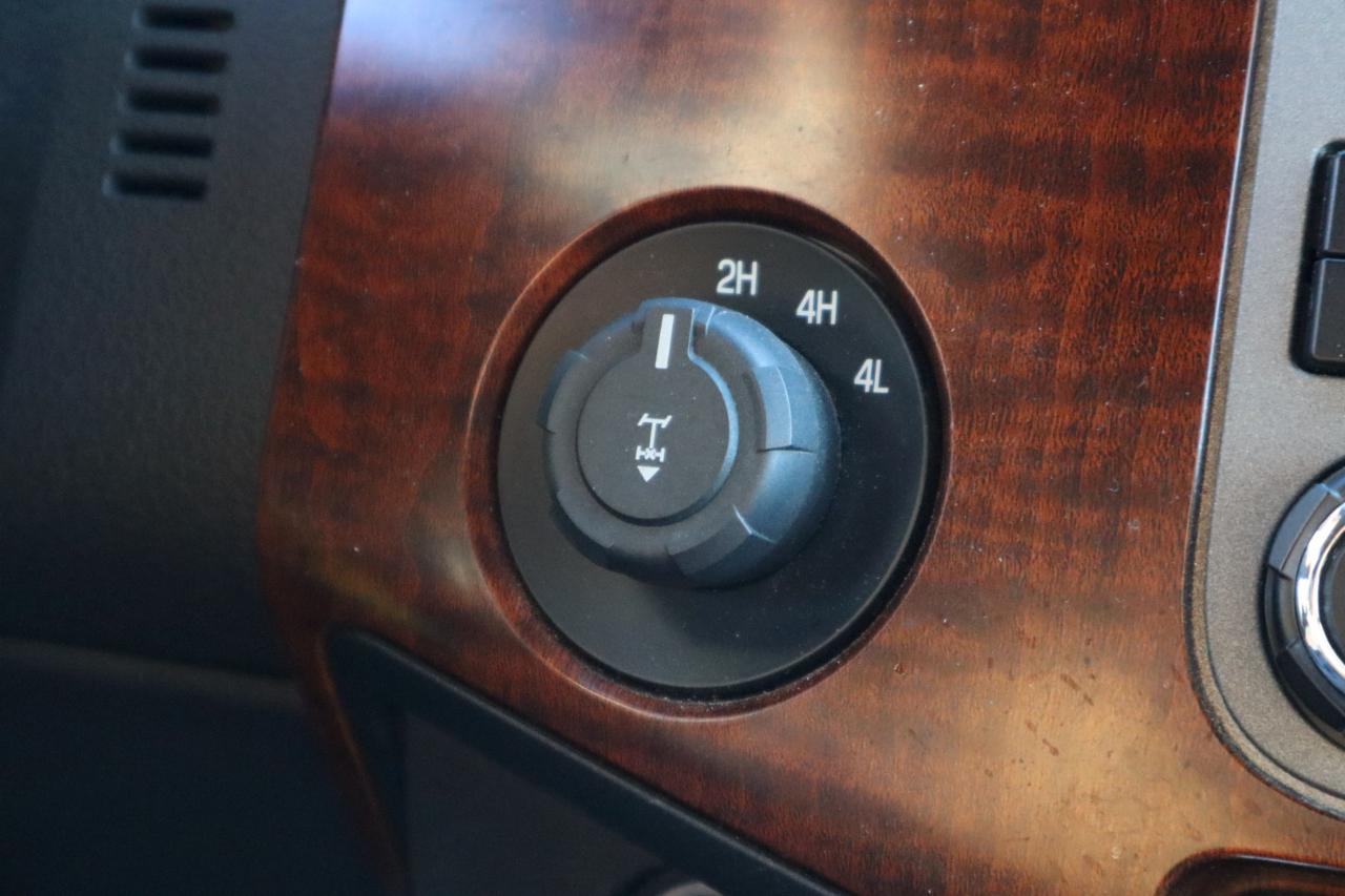 Ford F-250 SD King Ranch Crew Cab 4WD 2012