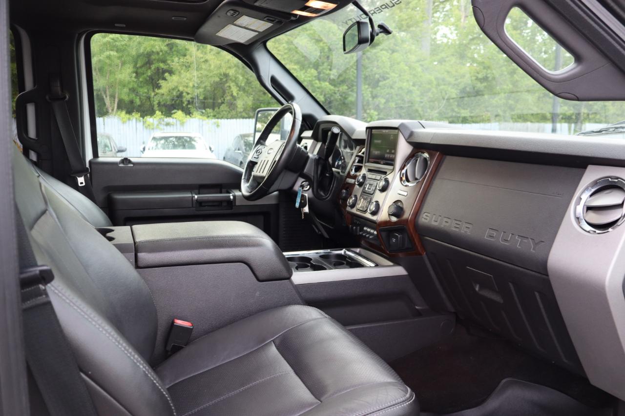 Ford F-350 SD Lariat Crew Cab Long Bed DRW 4WD 2016