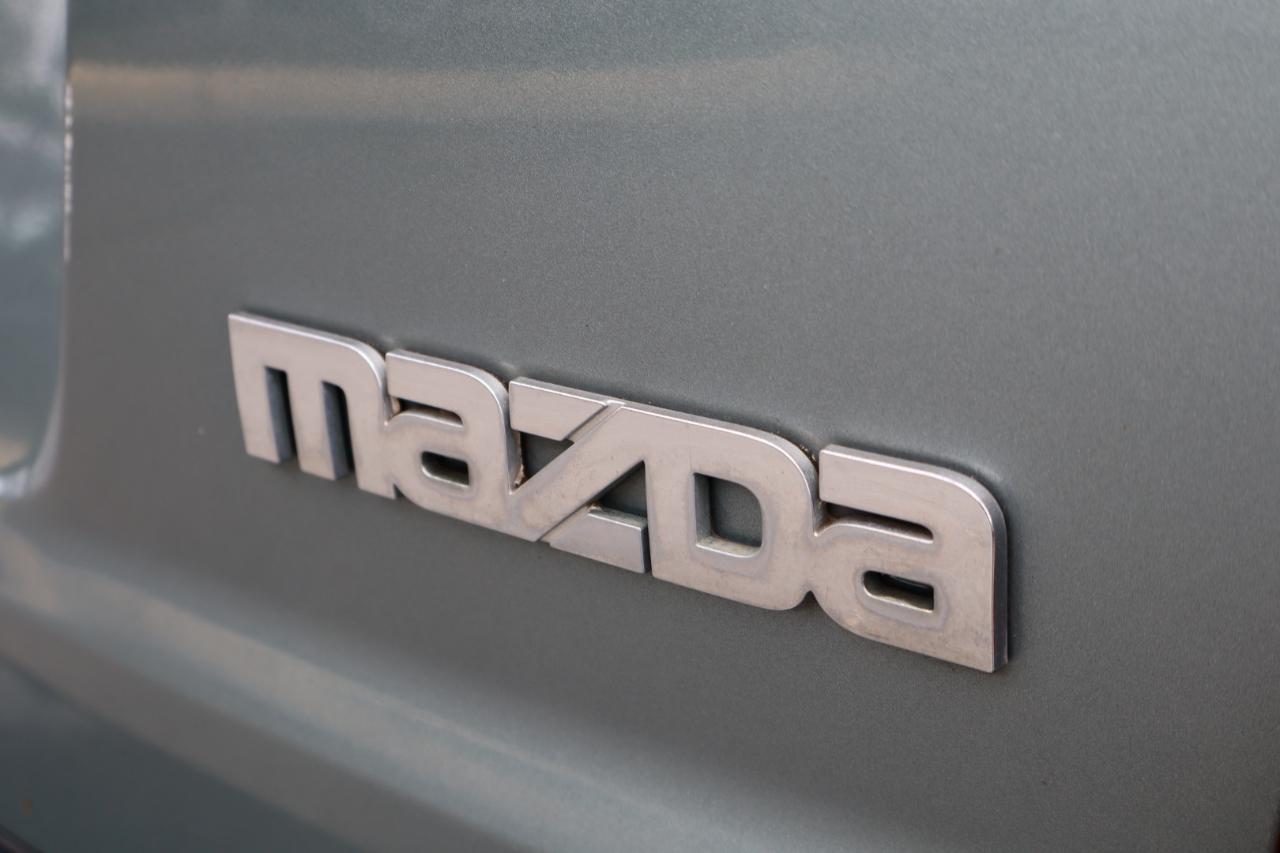 Mazda Tribute ES 4WD 2003
