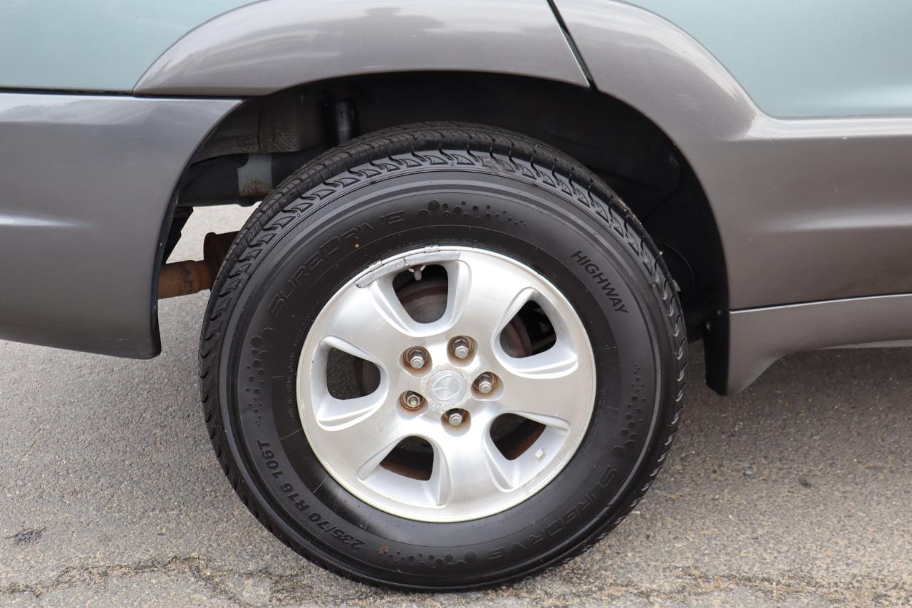 Mazda Tribute ES 4WD 2003