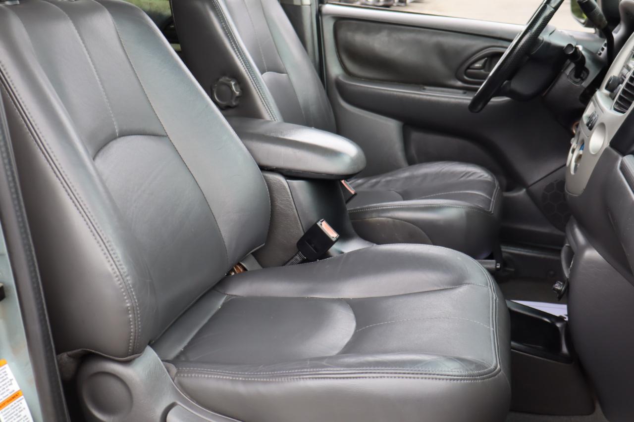 Mazda Tribute ES 4WD 2003
