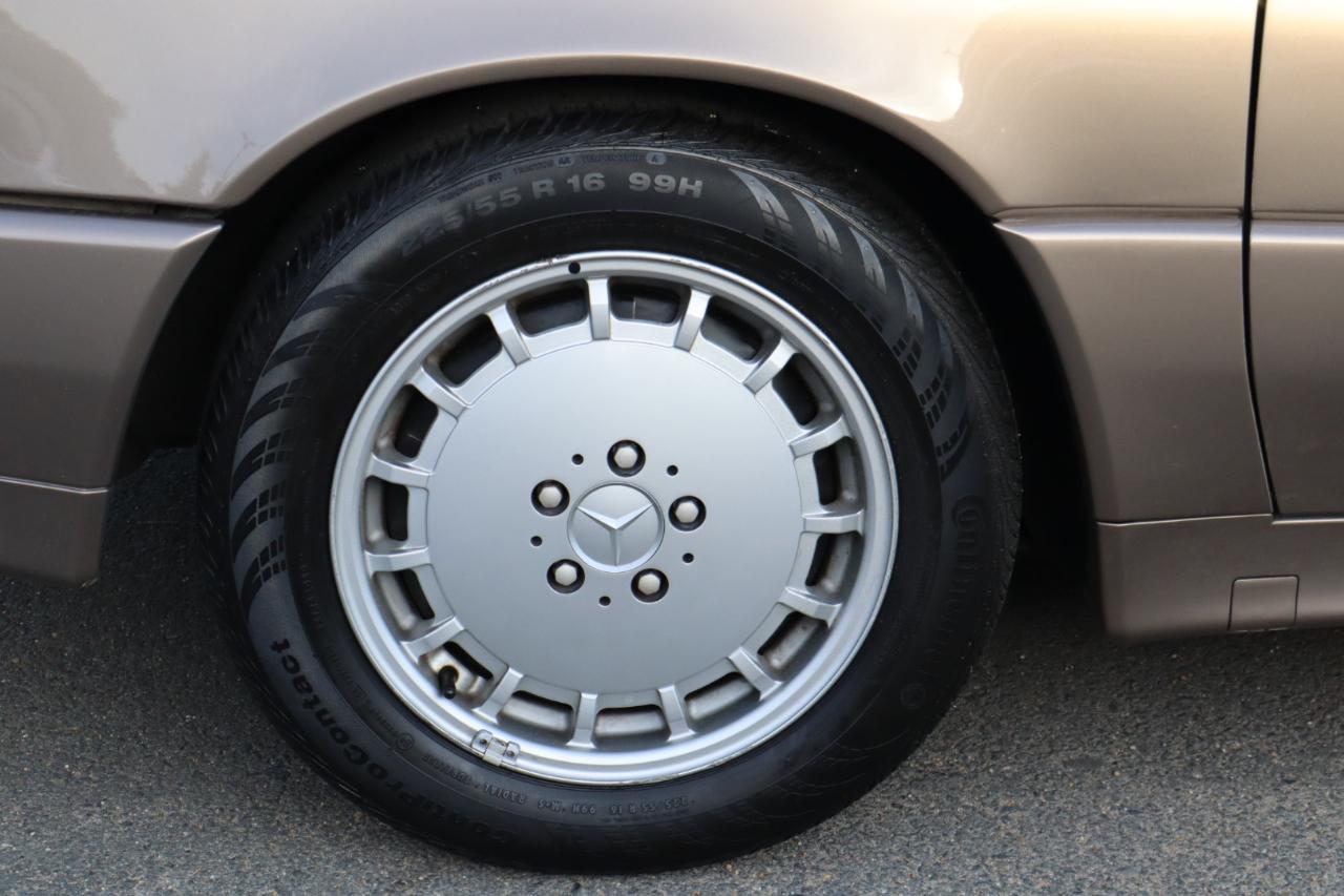 Mercedes-Benz 500 SL coupe 1991
