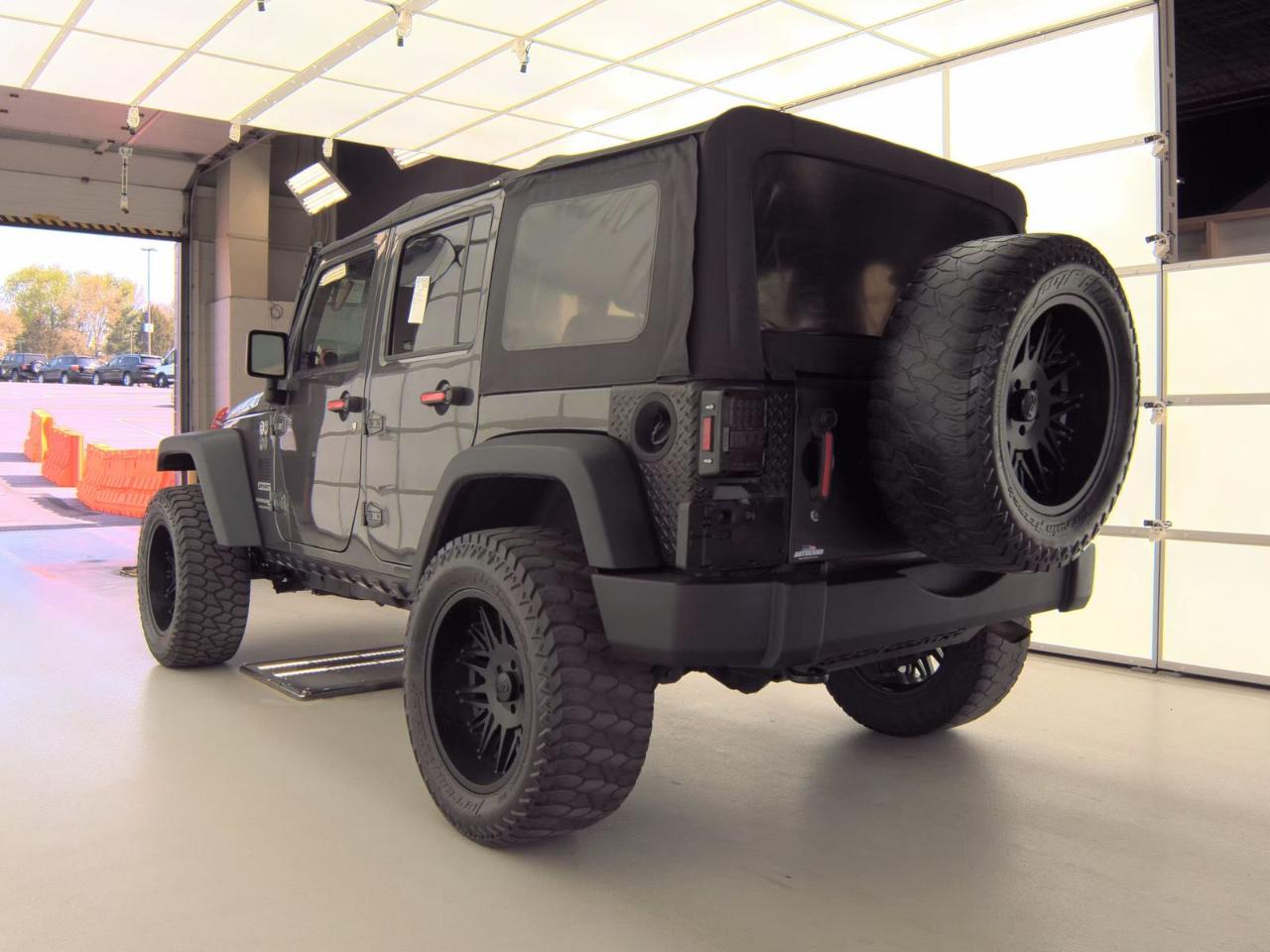 Jeep Wrangler JK Unlimited Sport 4WD 2018