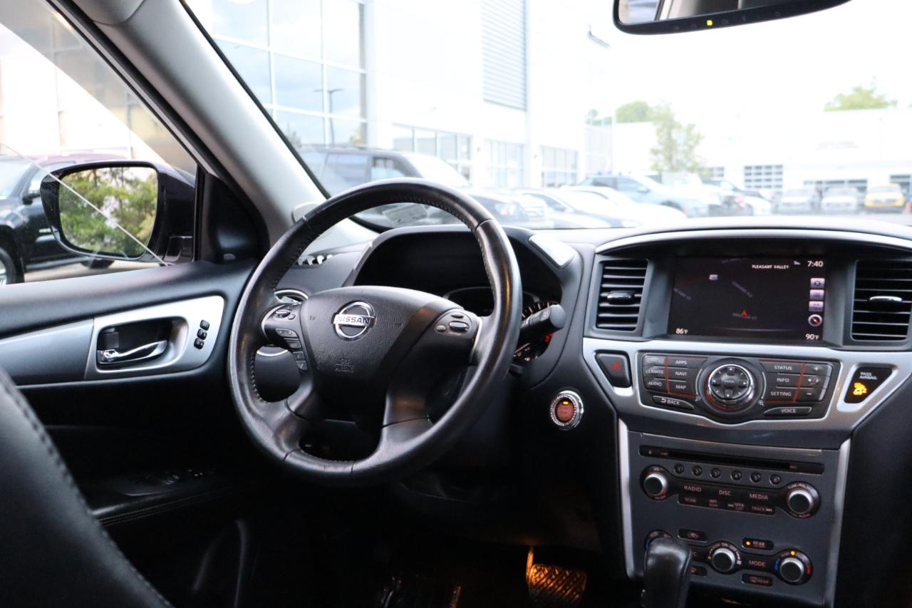 Nissan Pathfinder SL 4D SUV 4X4 2017