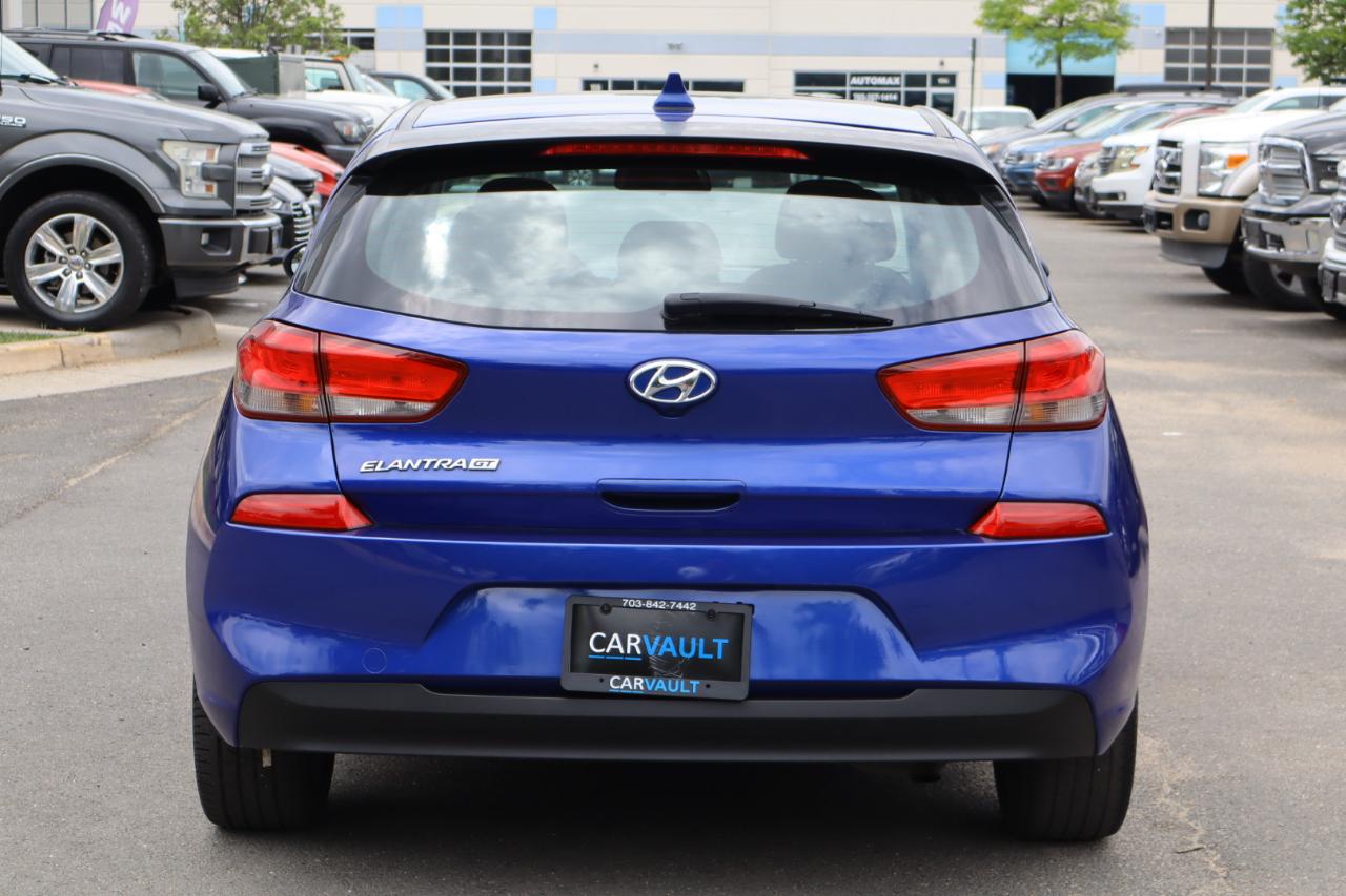 Hyundai Elantra GT Base 6A 2019